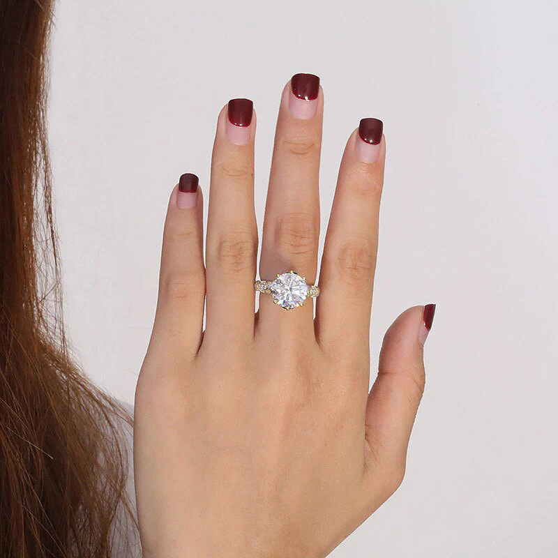 l'Ornament Lustré Moissanite Engagement Ring ( Yellow Gold 14K ) - Image 9