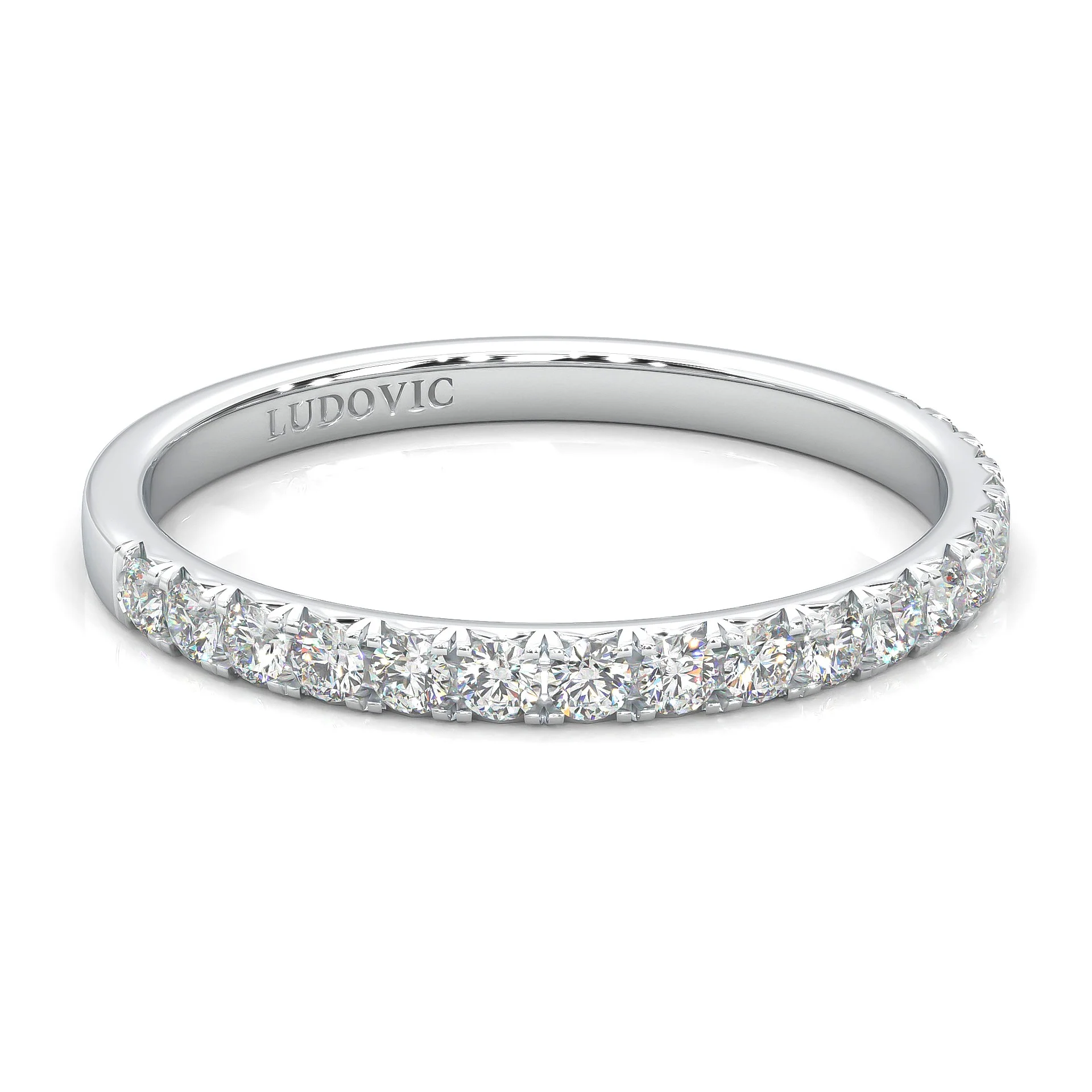 French Four Claw Wedding Set (14k Solid Gold) - Image 13