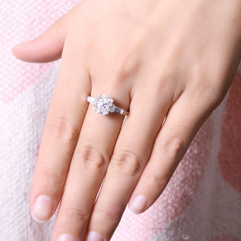 l'Ornament de Paix Moissanite Engagement Ring (Platinum-Plated Silver) - Image 9