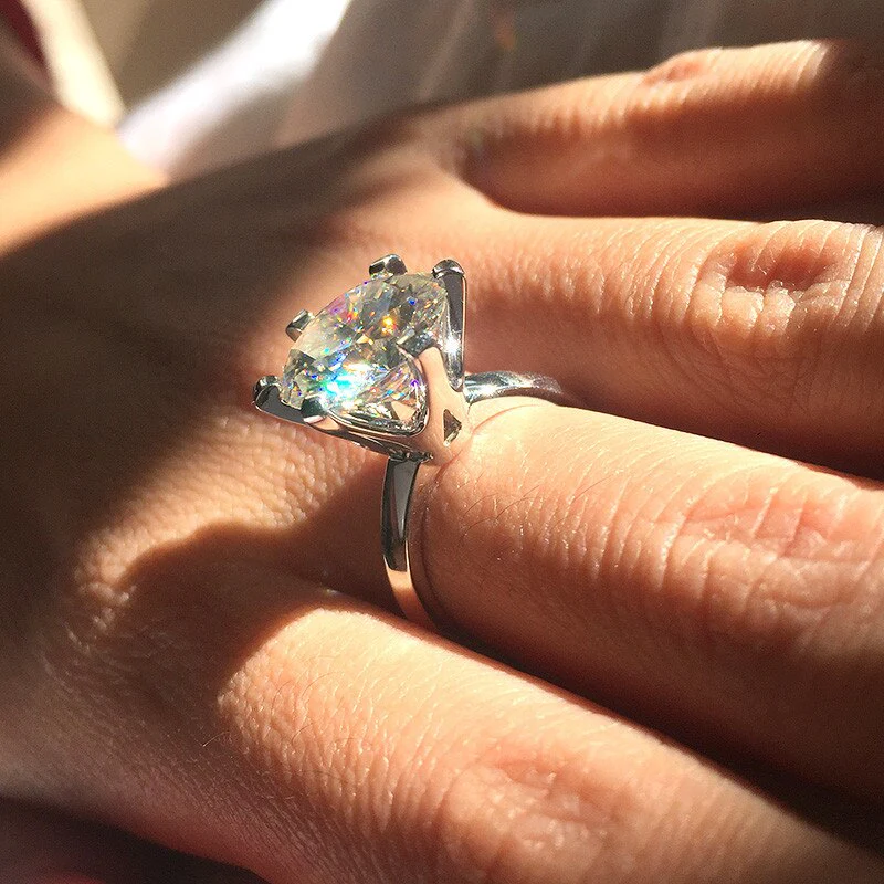 Ludovic Big Stone Moissanite Ring™ ( 10 Carat stone ) - Image 7