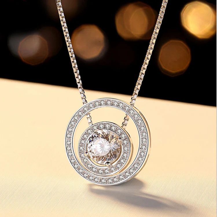 Shiny Circles Ludovic Moissanite Pendant™