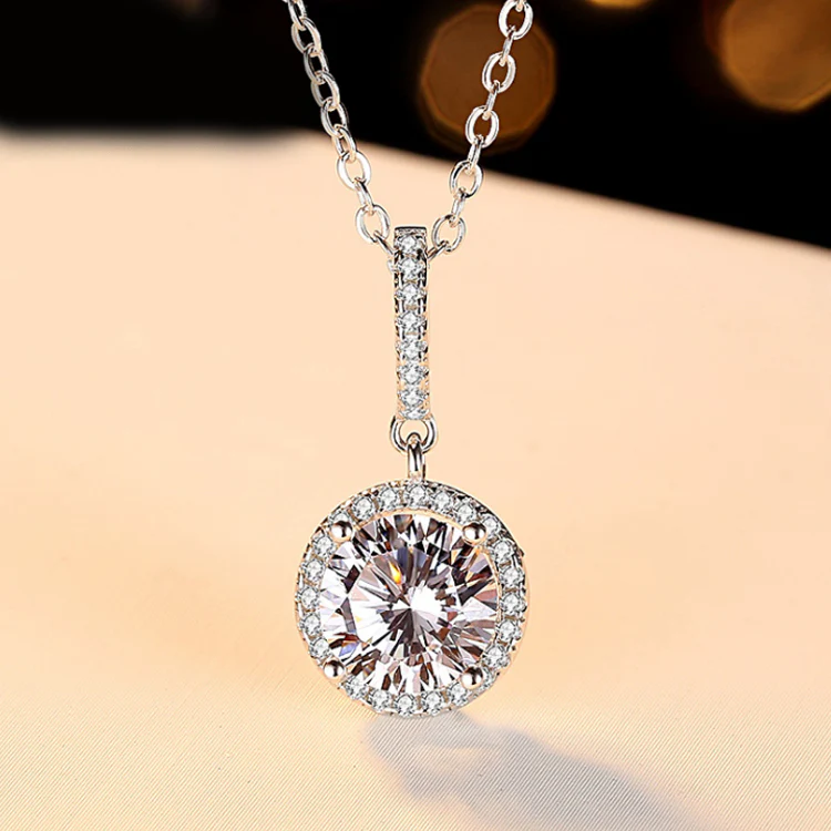 Royal Ludovic Moissanite Pendant™