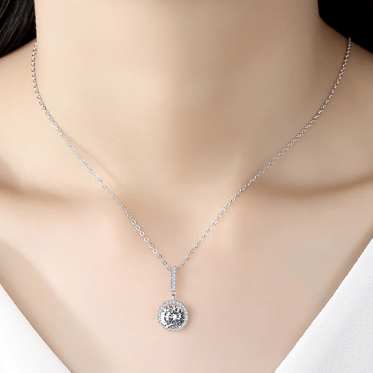 Royal Ludovic Moissanite Pendant™ - Image 4