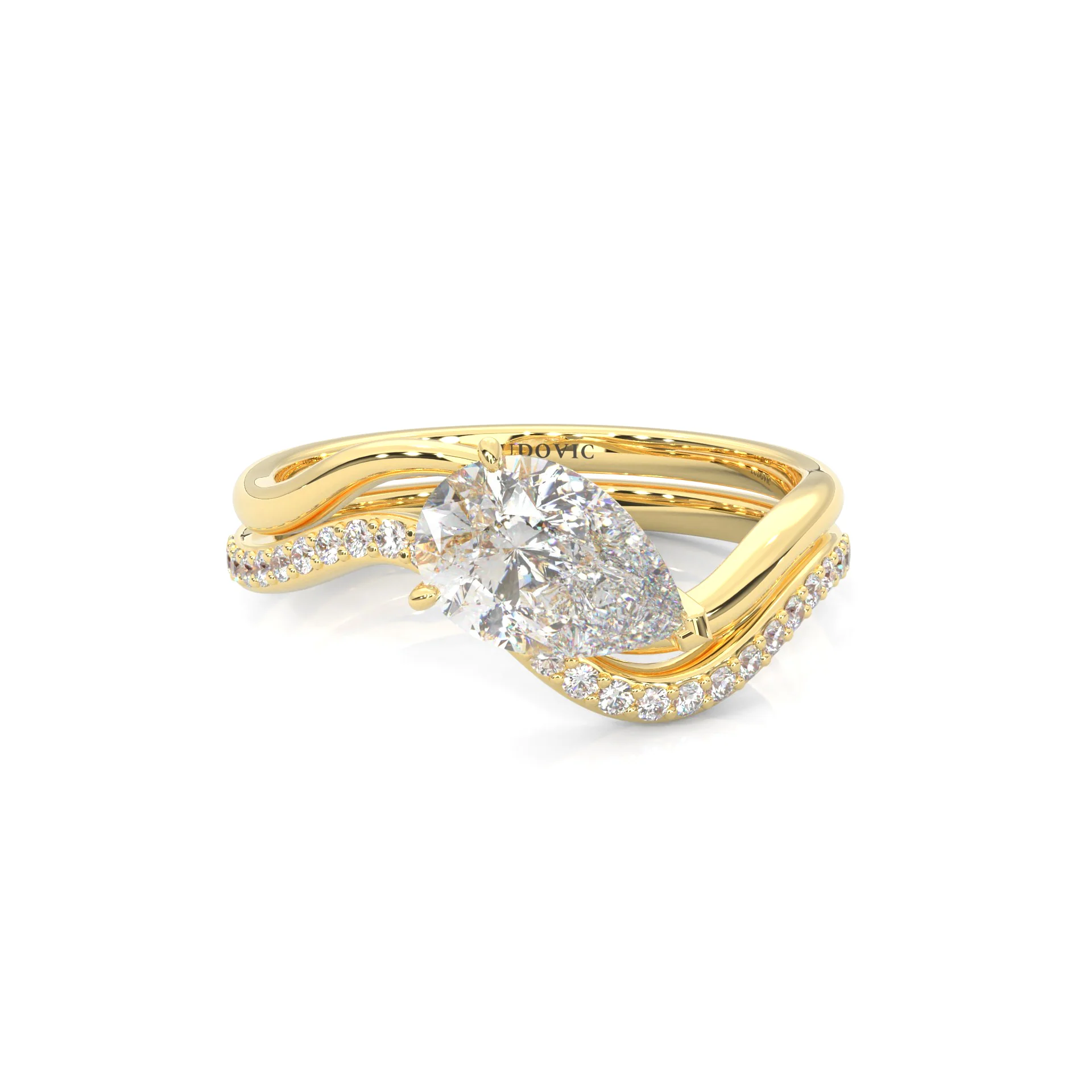 Serene Twist Moissanite Wedding Set (14k Solid Yellow Gold)