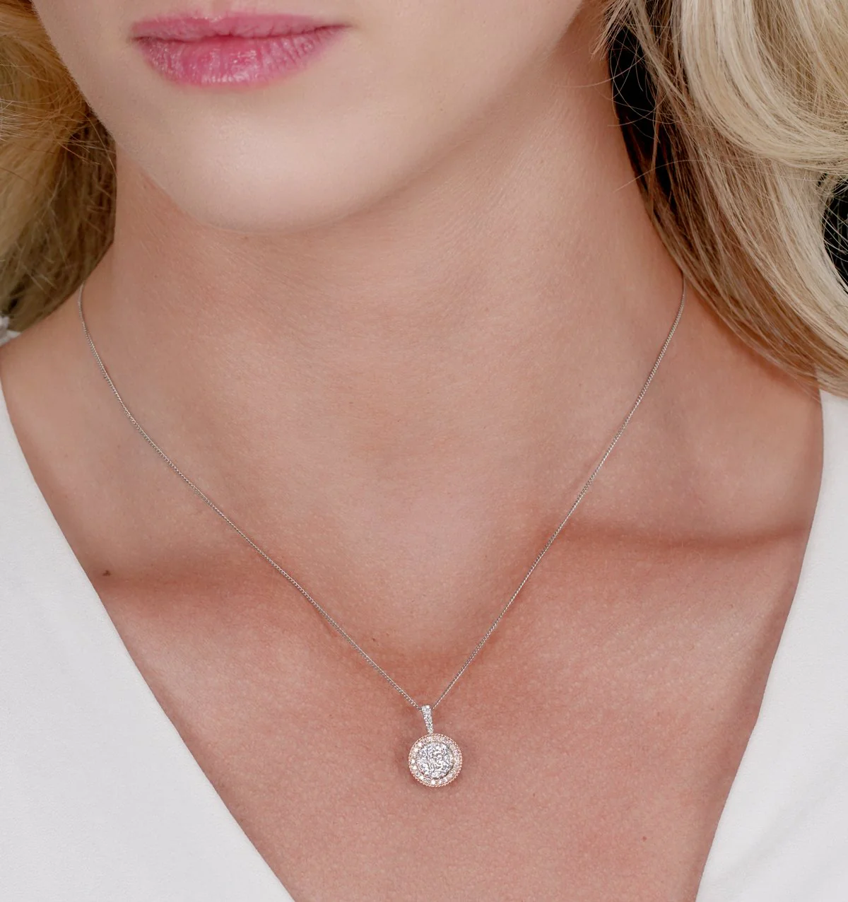 The Austere Vigor Moissanite Necklace (14k Solid Gold)  tw 1.2 ct - Image 2