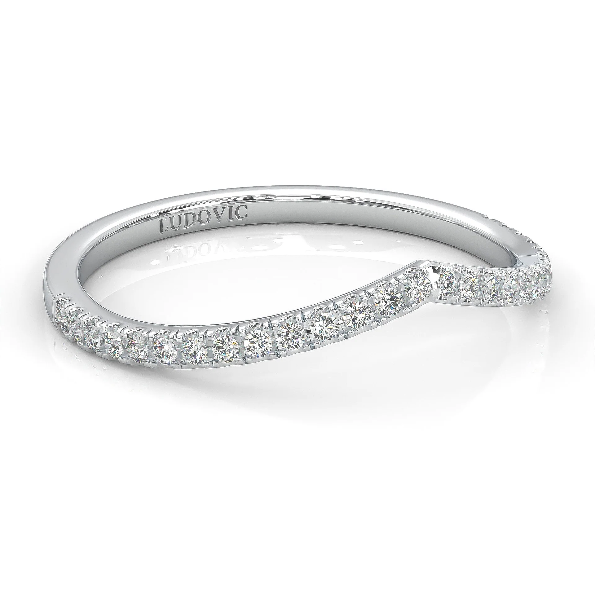 The Curved Swan Moissanite Wedding band - Image 3