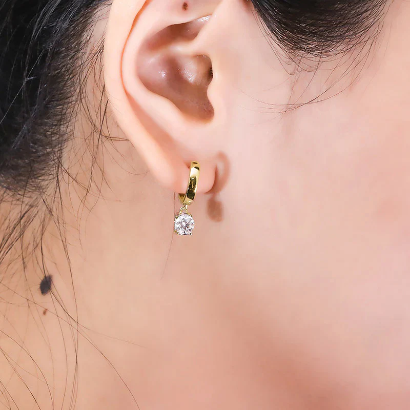 The Frozen Beauty Moissanite Earrings ( Yellow Gold 14k ) - Image 5