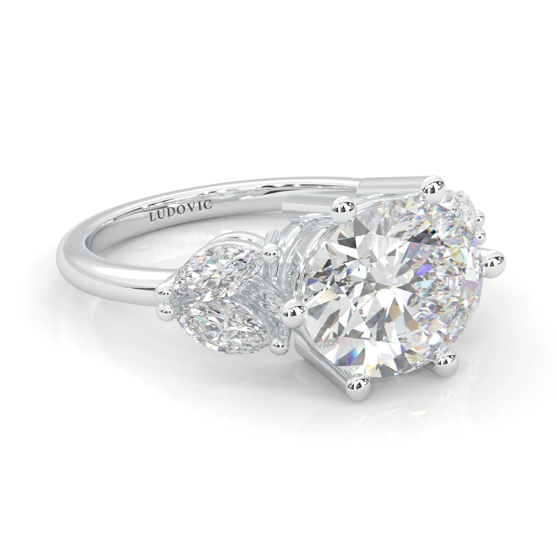 Trinelle Moissanite Engagement Ring (14k Solid Gold) - Image 3