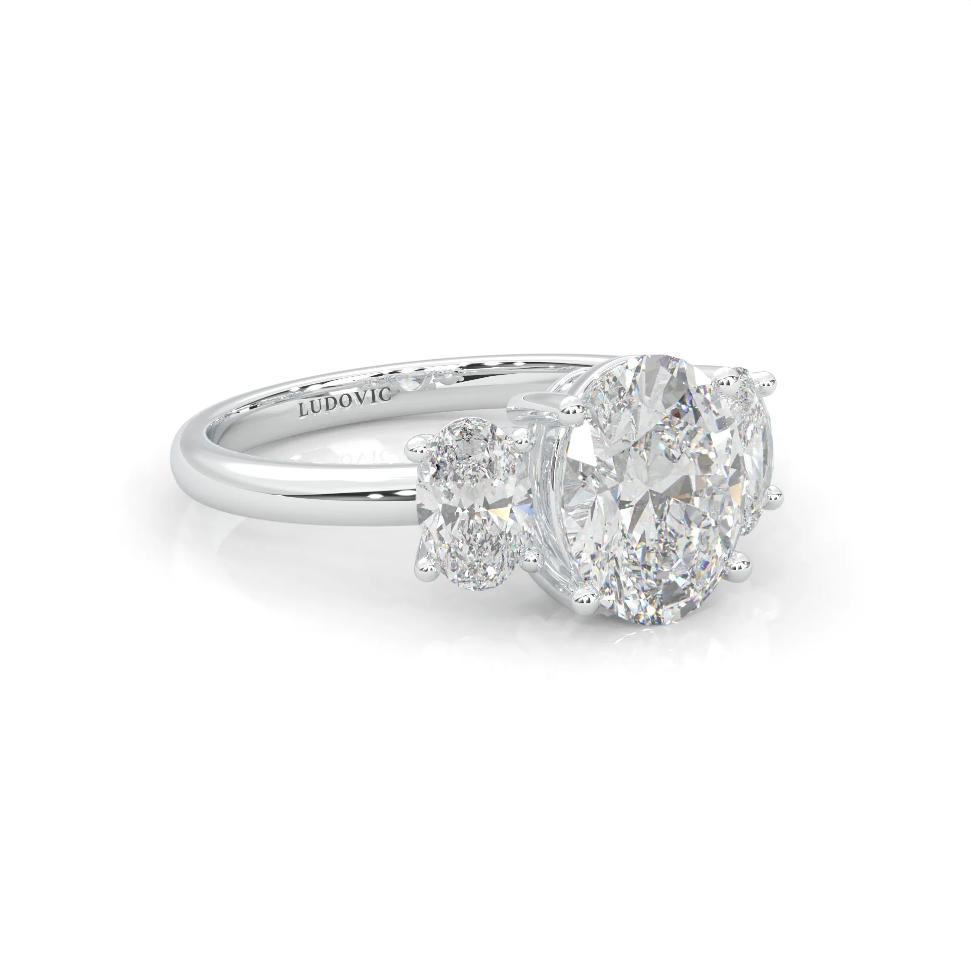 Trinité d’Amour Moissanite Engagement Ring (14k Solid Gold) - Image 3
